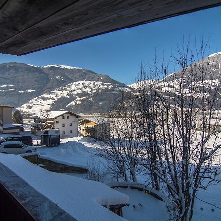 Beautiful Flat In Kaltenbach Near The Ski Area מראה חיצוני תמונה